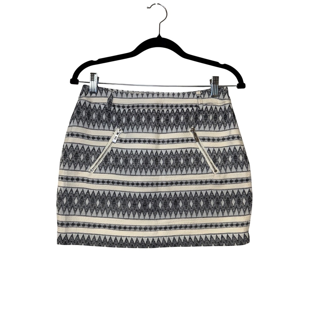 Avec Les Filles‎ Black White Geometric Jacquard Mini Skirt Sz4 TSJ60004-003-0117